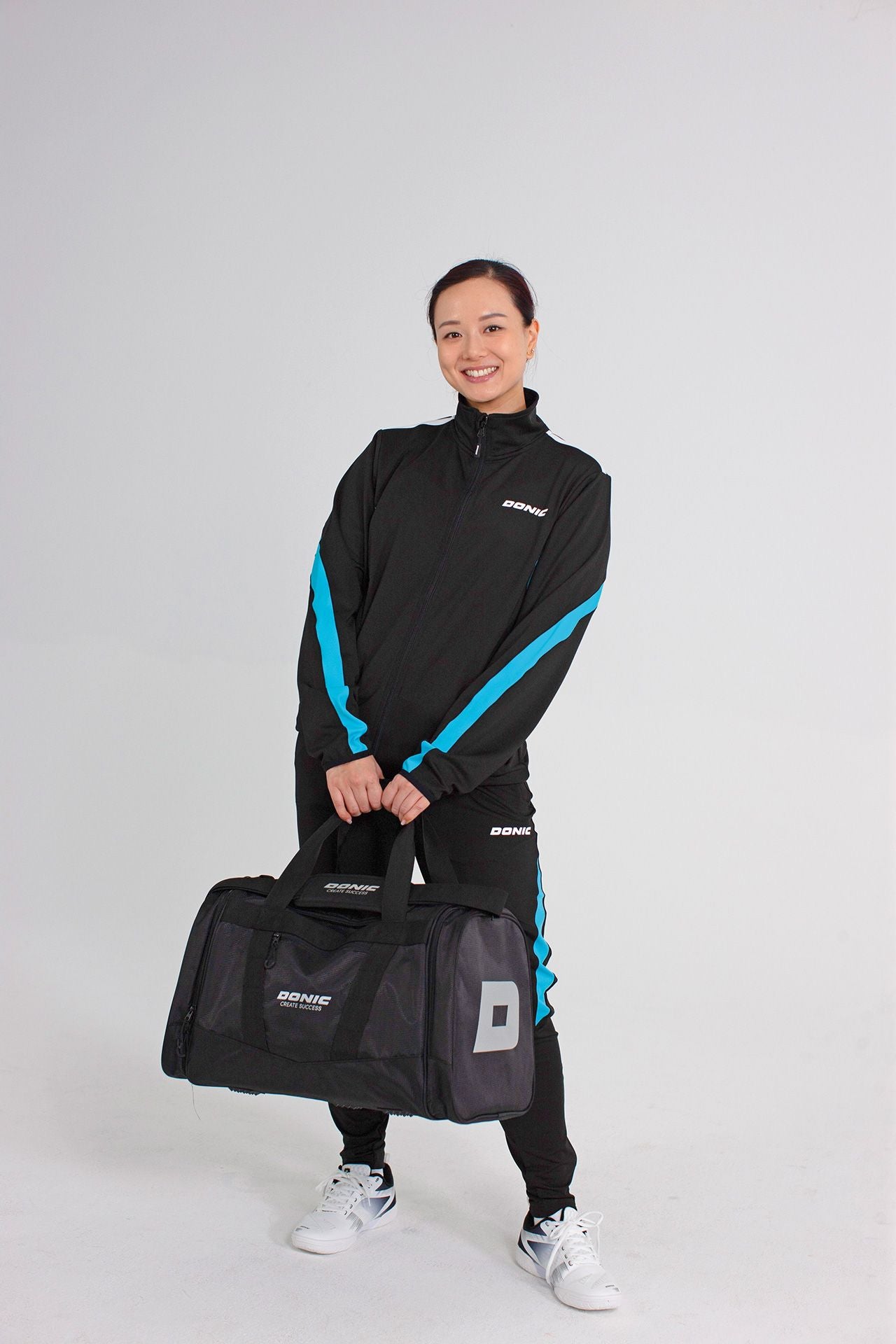 Donic Tracksuitjacket Averis navy/cyan/red